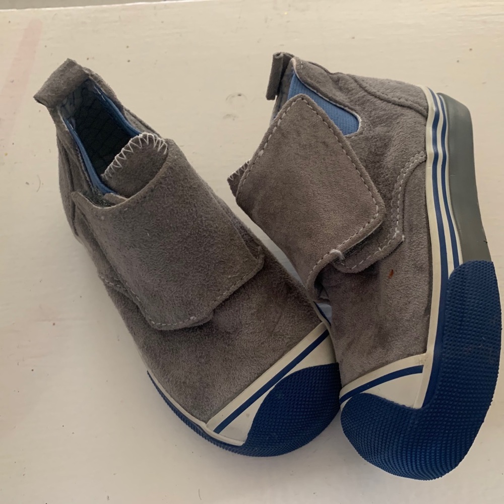 Morgan and milo EUC suede boots 6/6.5